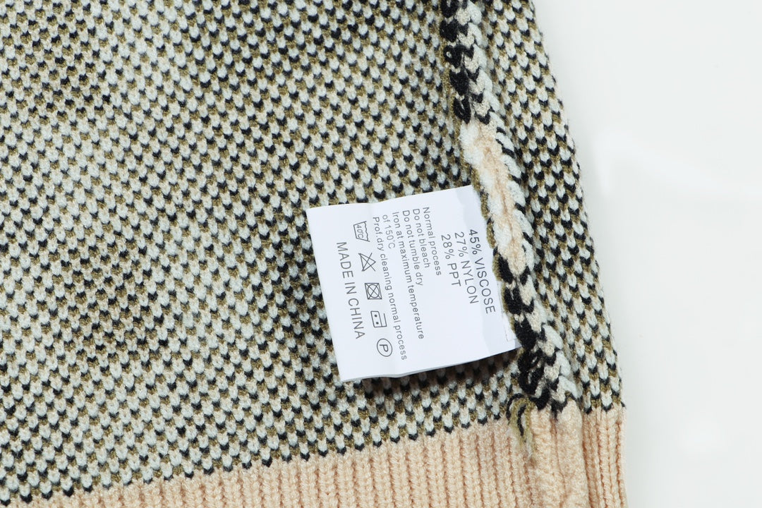 Classic Fashion Sweater-10205