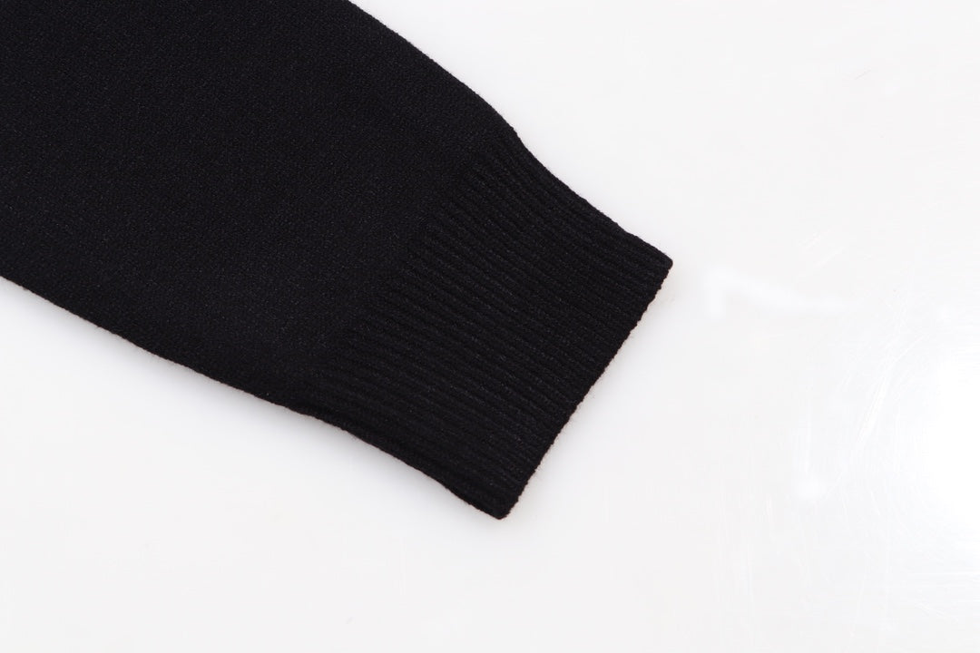 Classic Fashion Sweater-10216