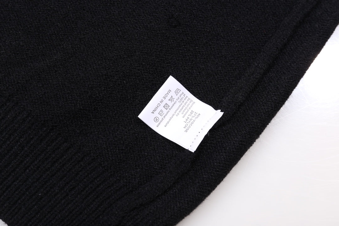 Classic Fashion Sweater-10220