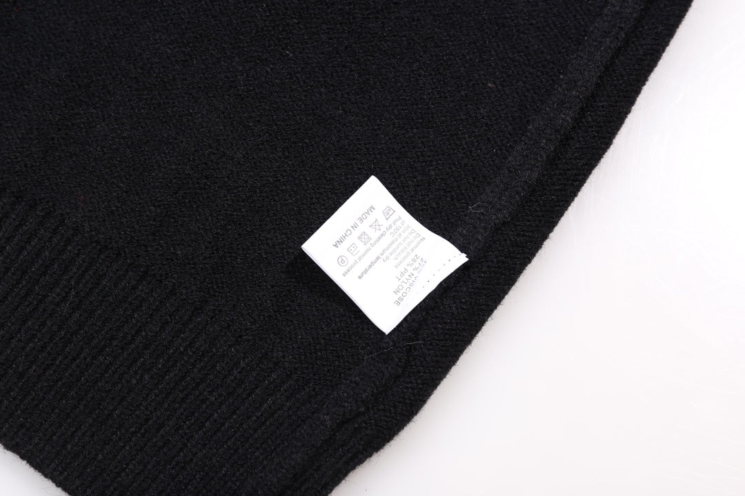 Classic Fashion Sweater-10223