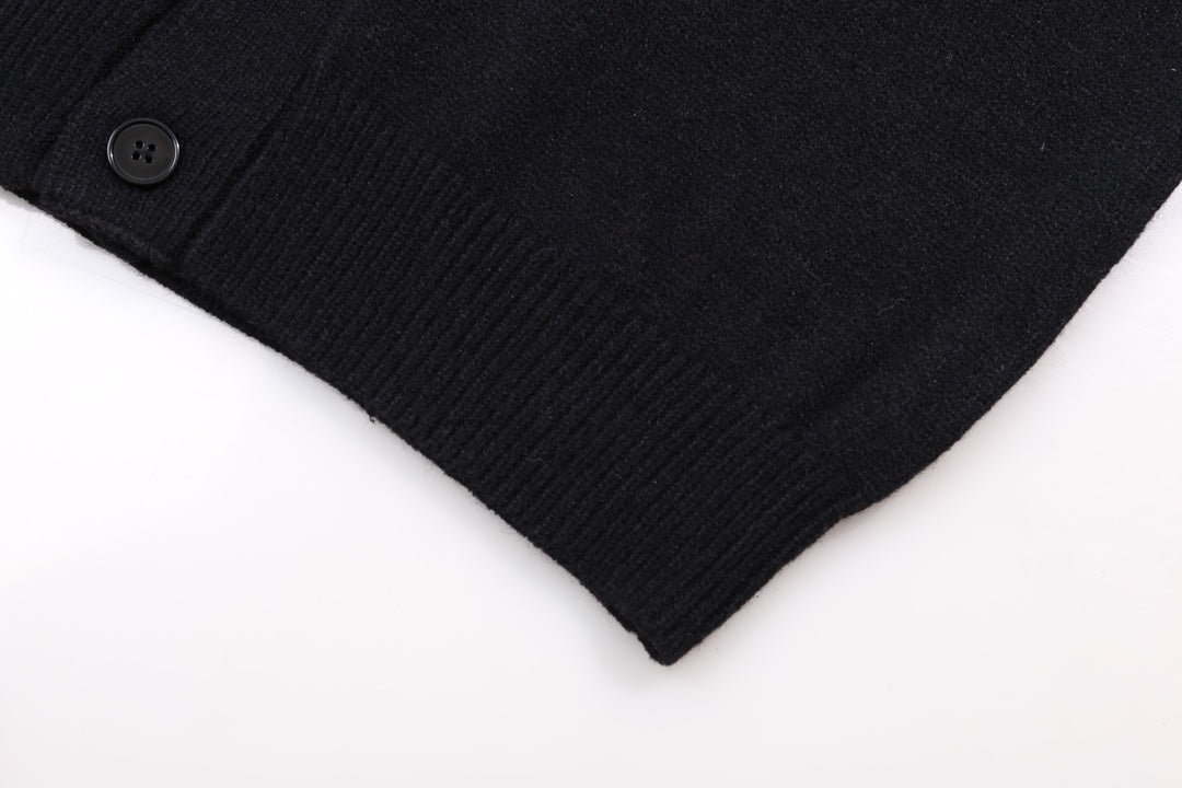 Classic Fashion Sweater-10223