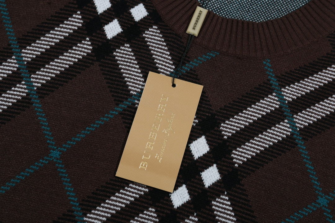 Classic Fashion Sweater-10226
