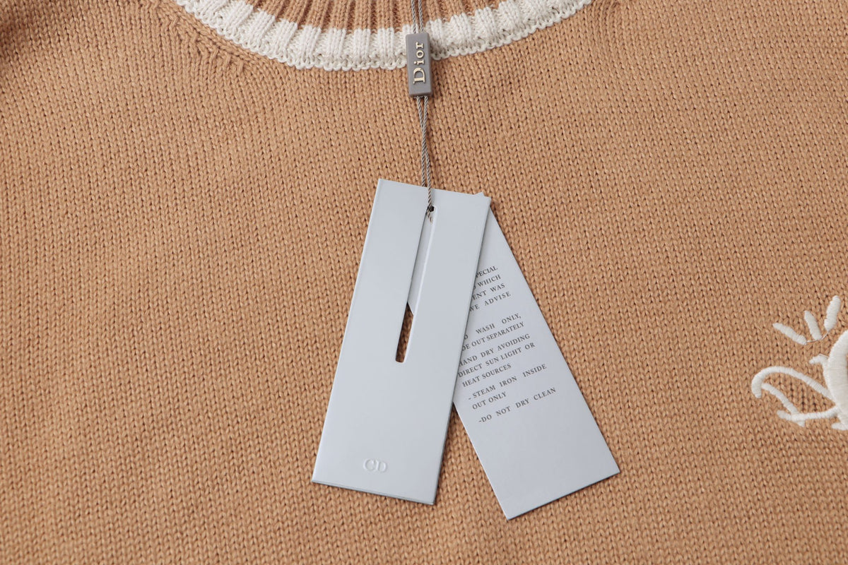 Classic Fashion Sweater-10239