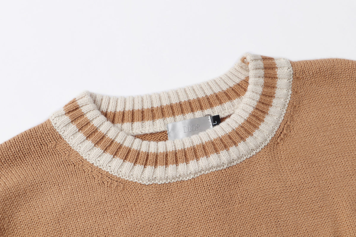 Classic Fashion Sweater-10239