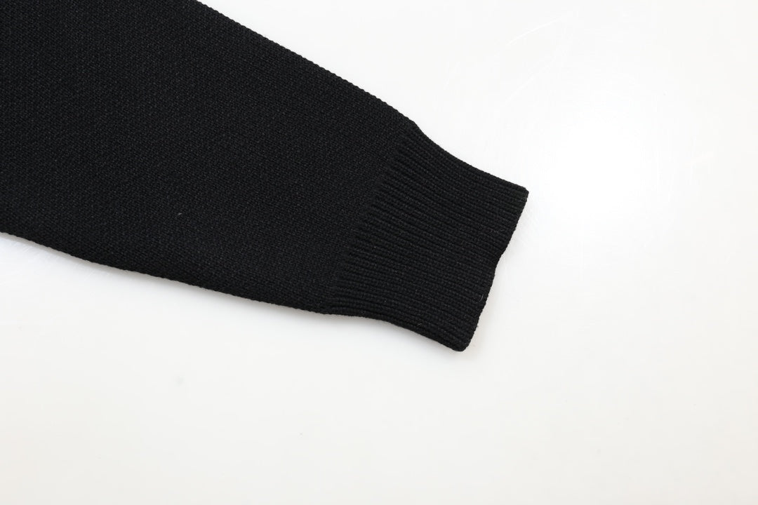 Classic Fashion Sweater-10261