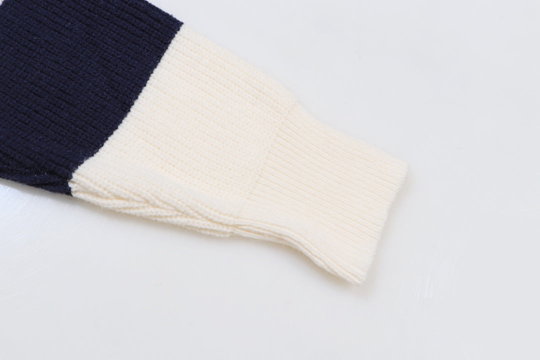 Classic Fashion Sweater-10274