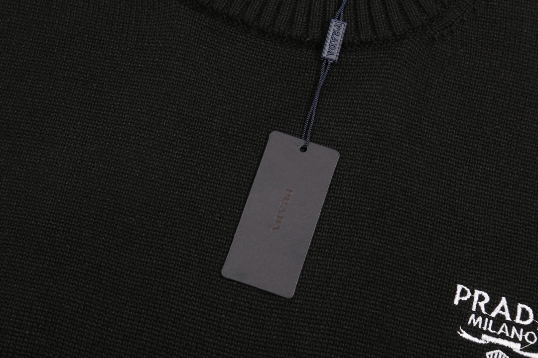 Classic Fashion Sweater-10295