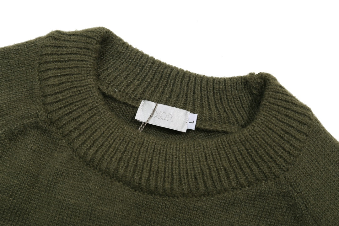 Classic Fashion Sweater-10305