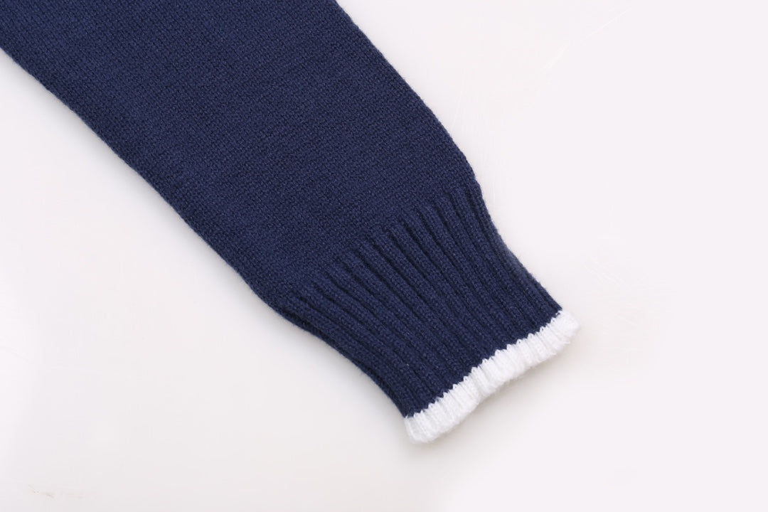 Classic Fashion Sweater-10307