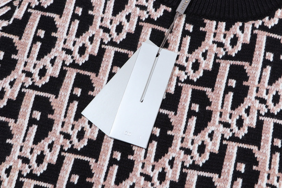 Classic Fashion Sweater-10318