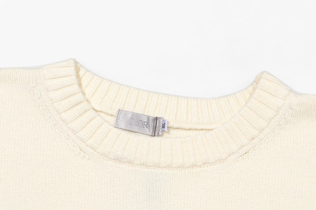 Classic Fashion Sweater-10325
