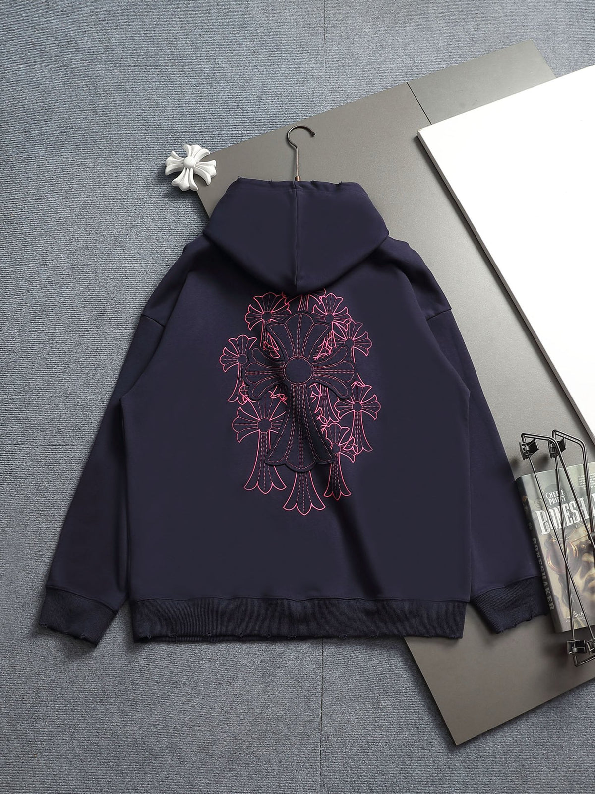 Classic Fit Hoodie-2697-6