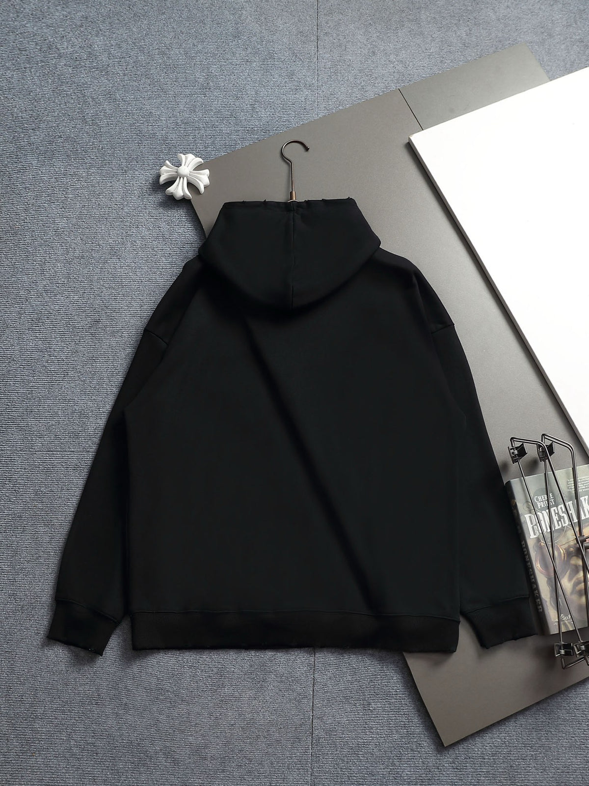 Classic Fit Hoodie-2697-8