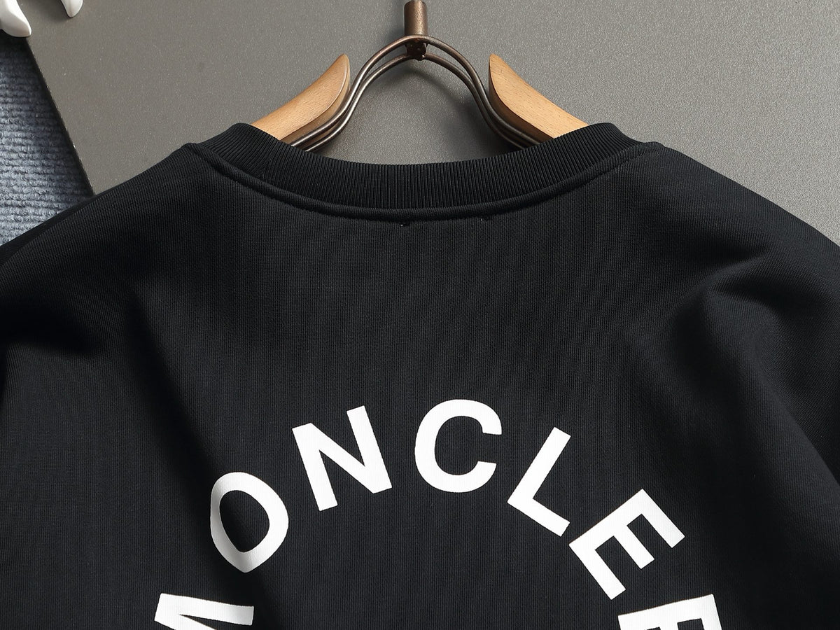 Classic Fit Hoodie-2697-18