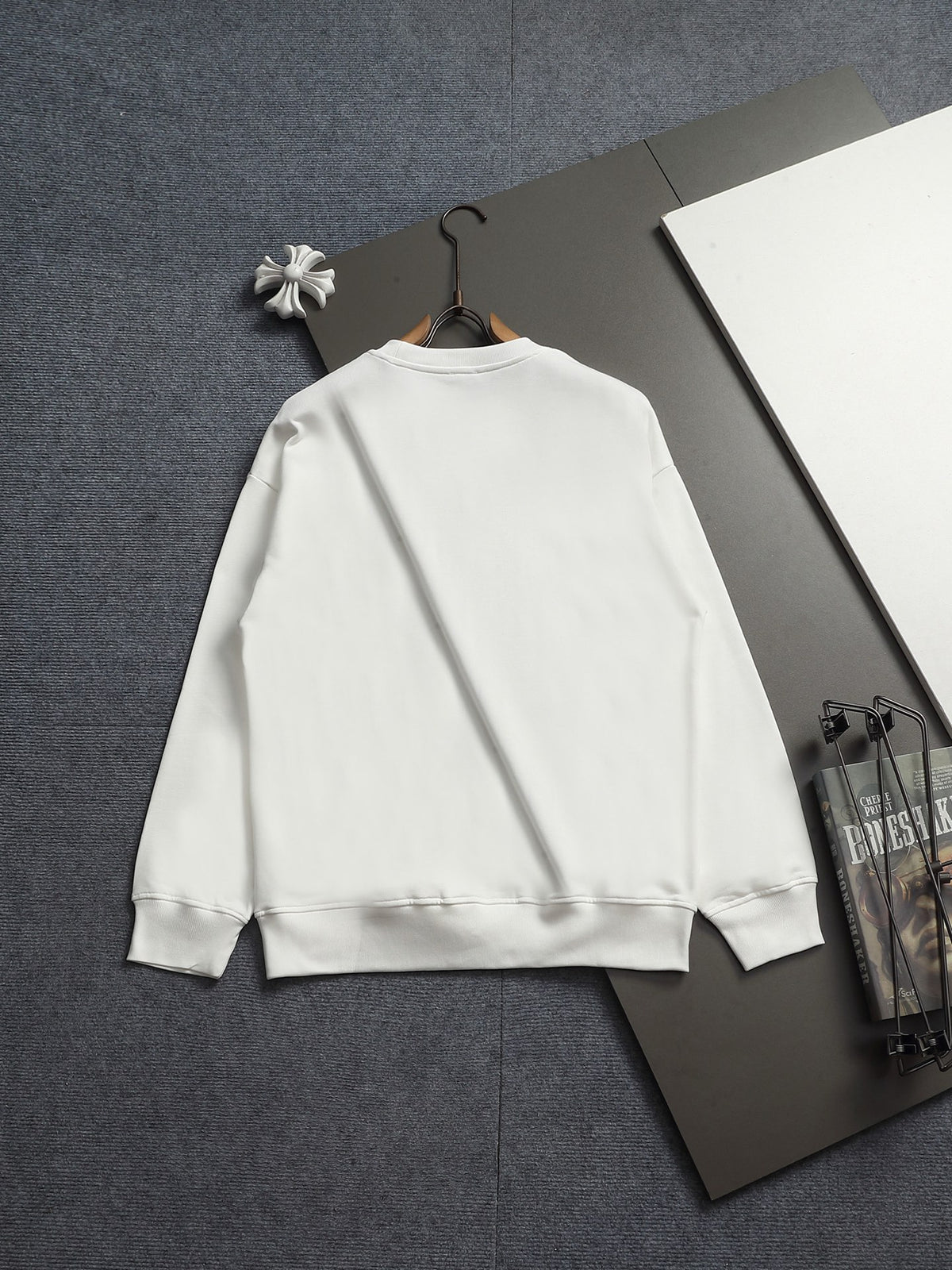 Classic Fit Hoodie-2697-25