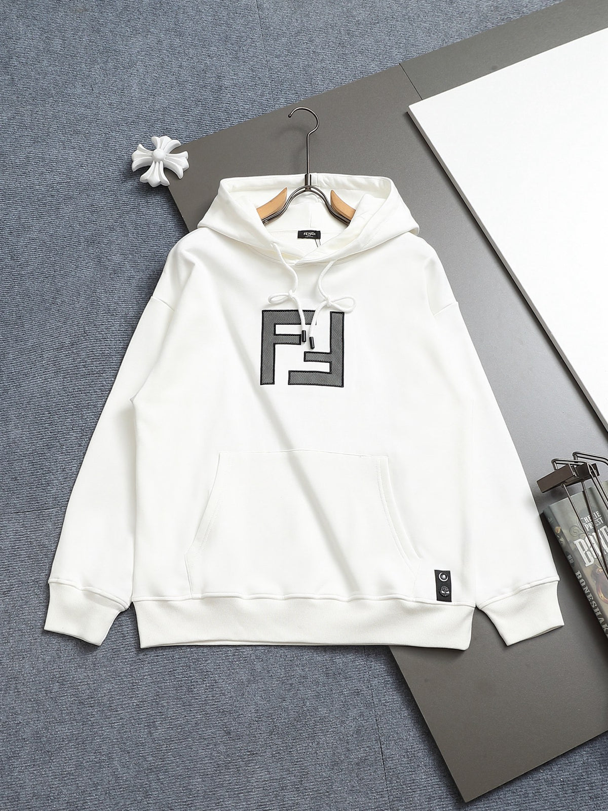 Classic Fit Hoodie-2697-31