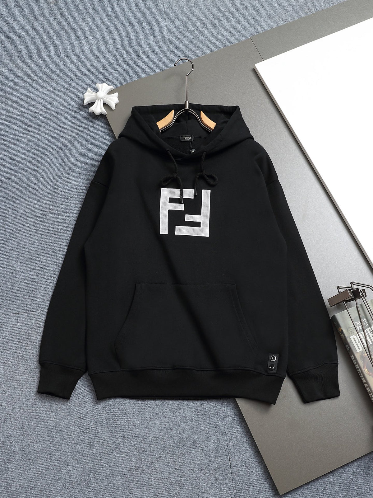 Classic Fit Hoodie-2697-31