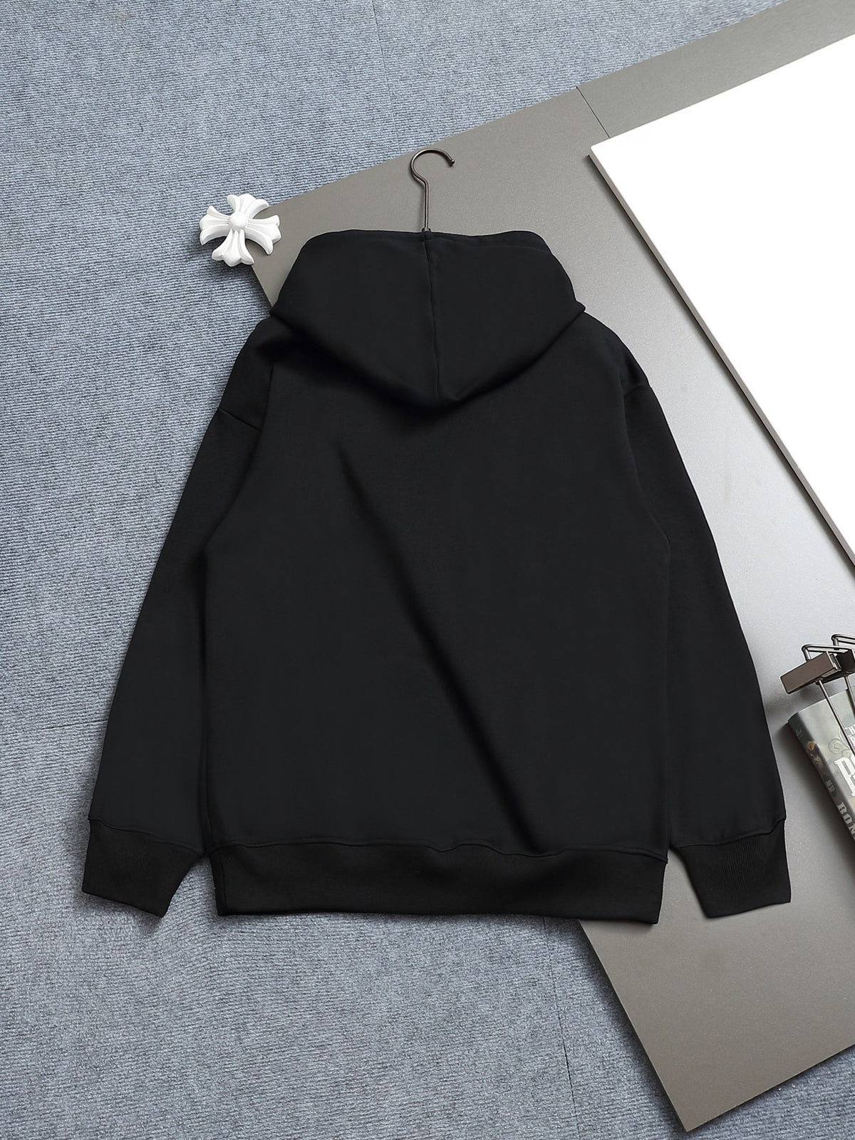 Classic Fit Hoodie-2697-31