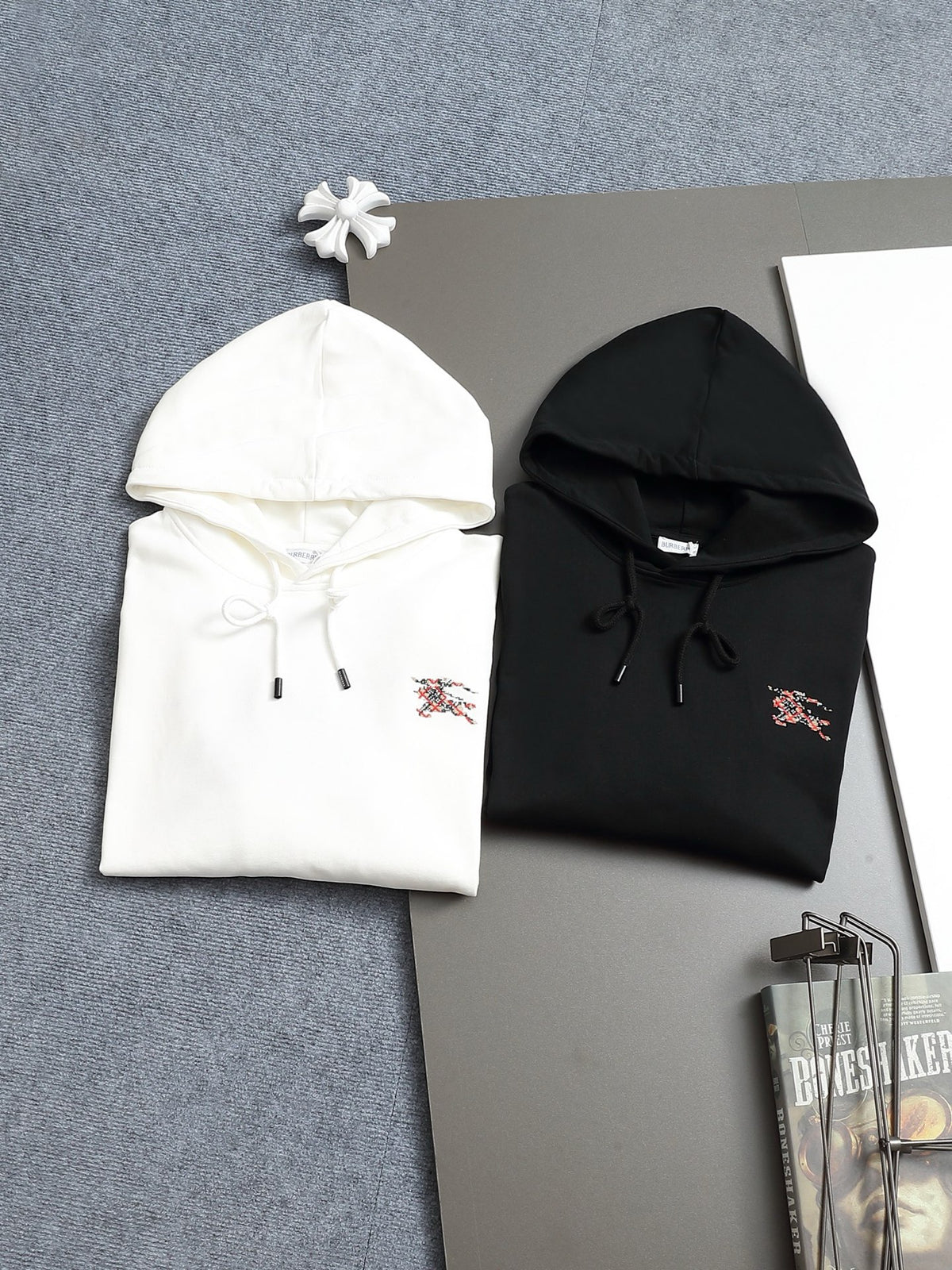 Classic Fit Hoodie-2697-33