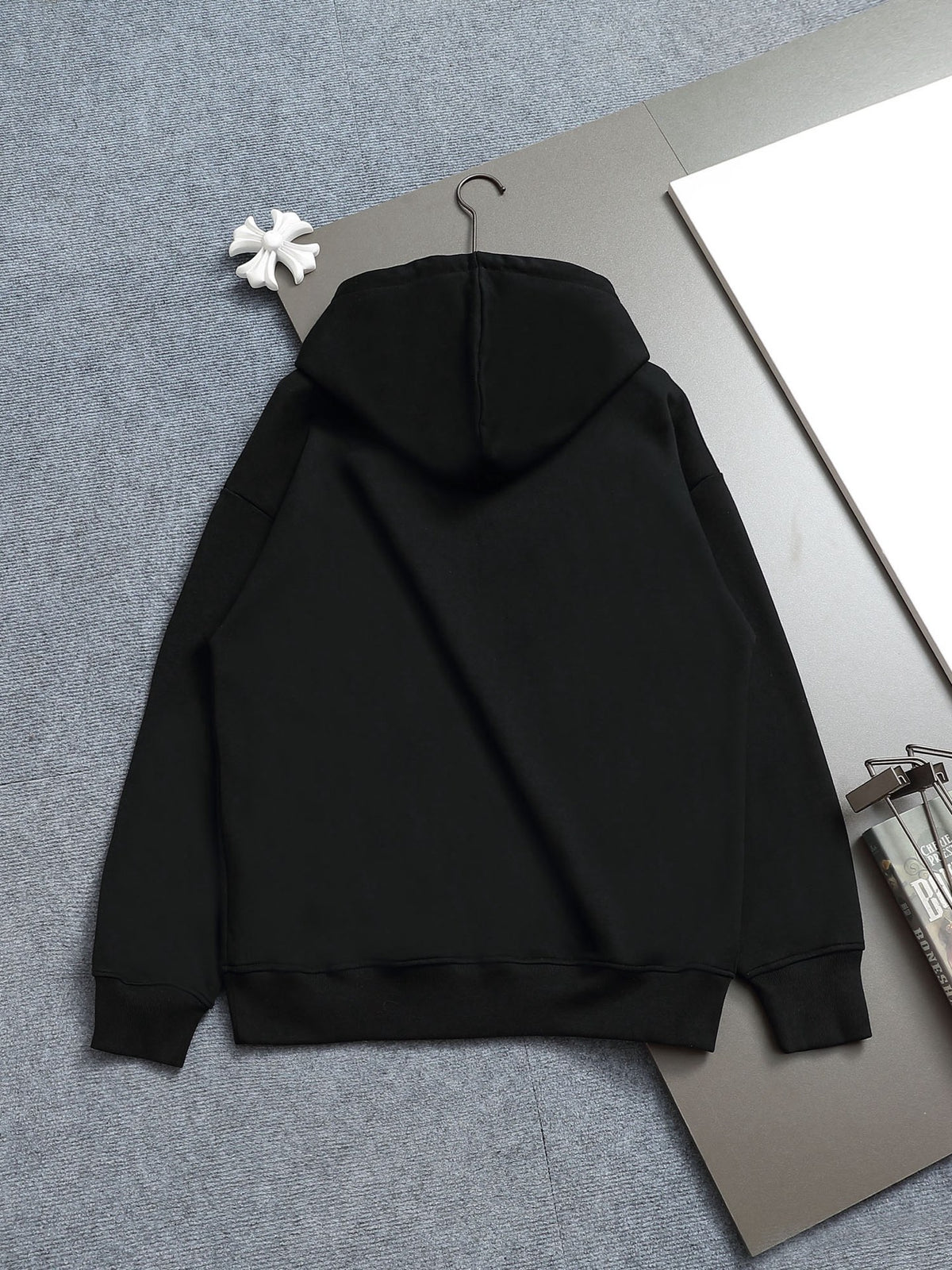 Classic Fit Hoodie-2697-36