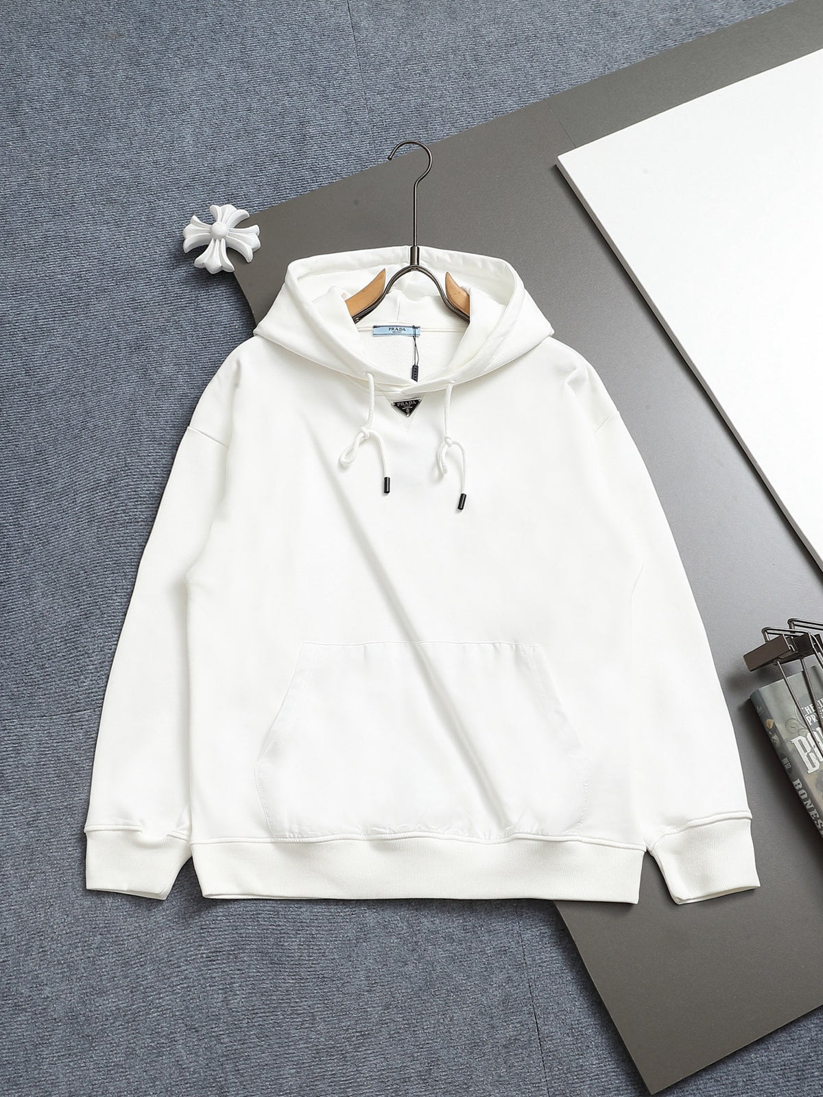Classic Fit Hoodie-2697-37