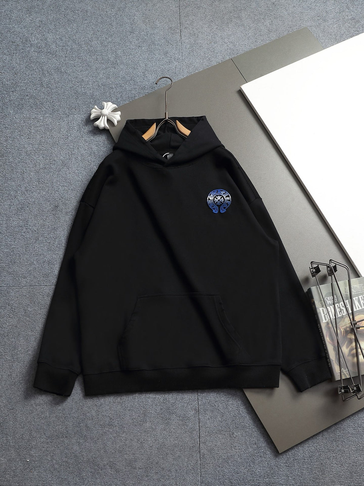 Classic Fit Hoodie-2697-39