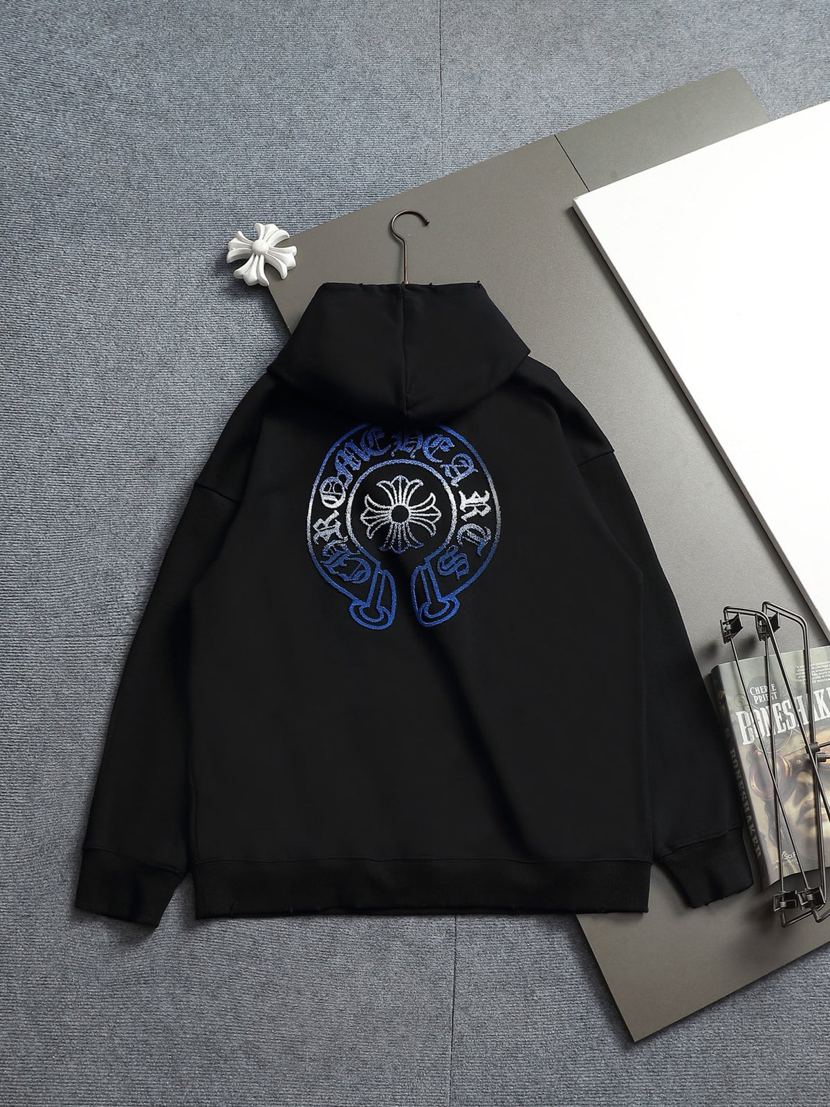 Classic Fit Hoodie-2697-39
