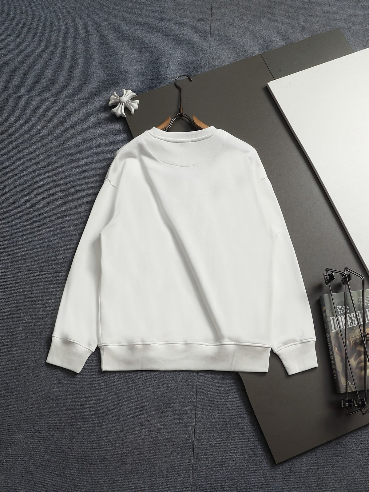Classic Fit Hoodie-2697-42