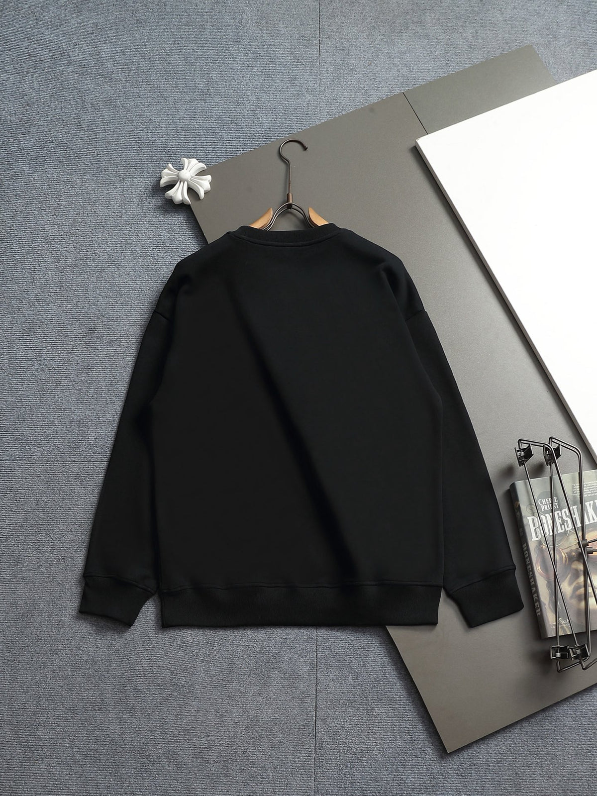 Classic Fit Hoodie-2697-43