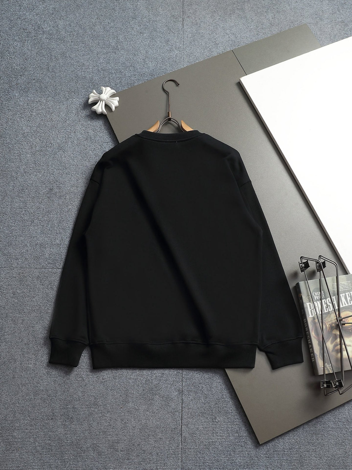 Classic Fit Hoodie-2697-44