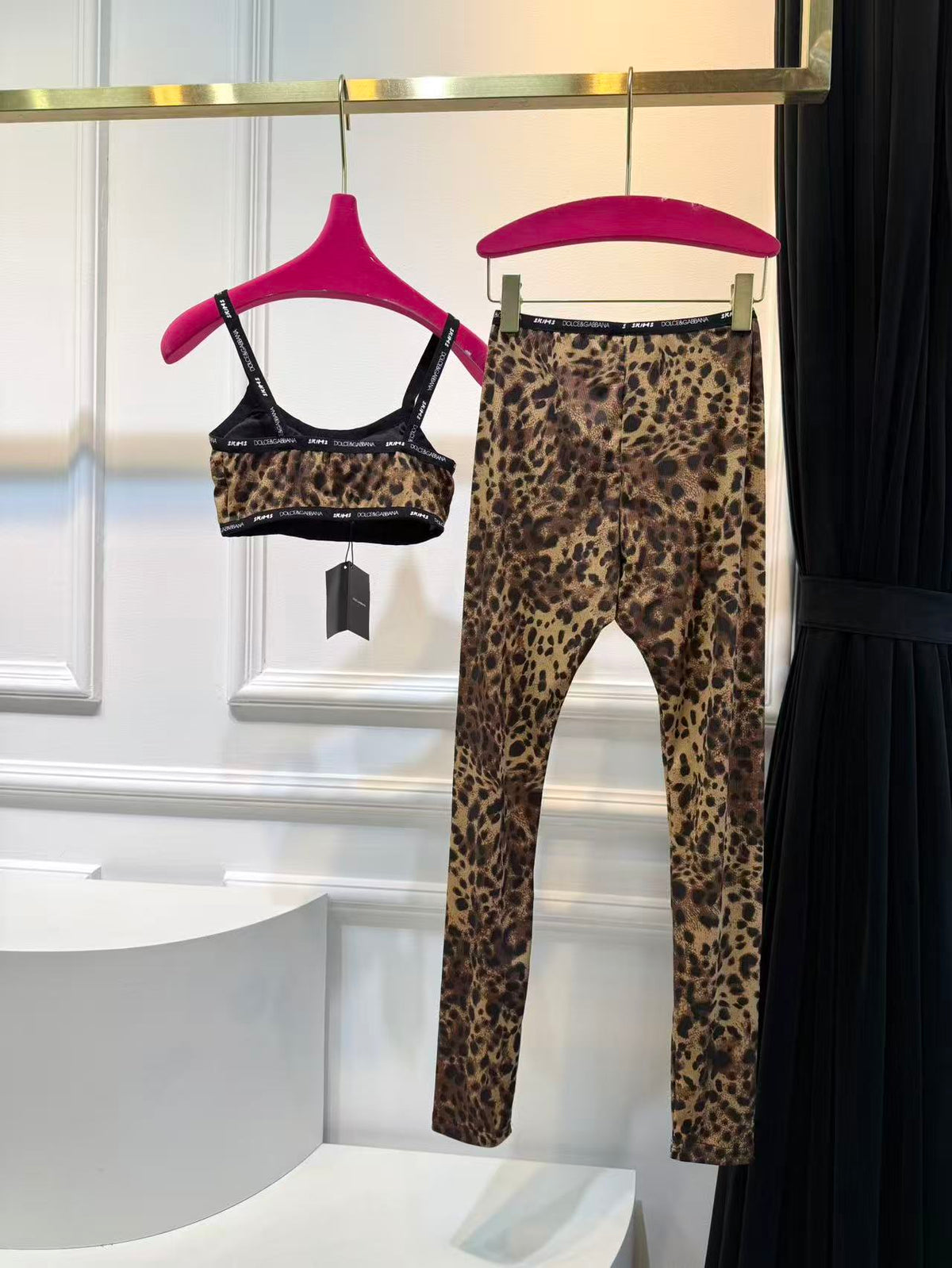 Leopard-print matching set-2