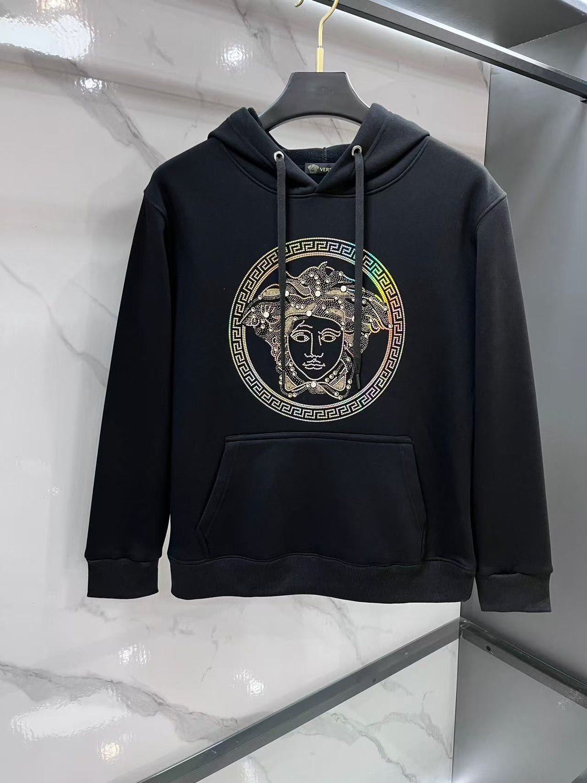 Classic Fit Hoodie-10045
