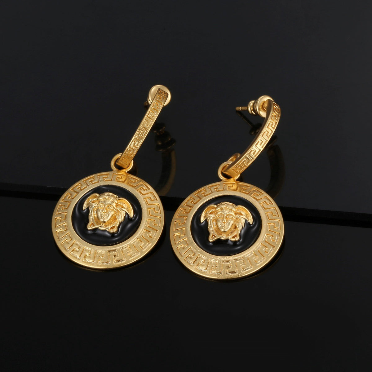 Fashionable drop earrings-1