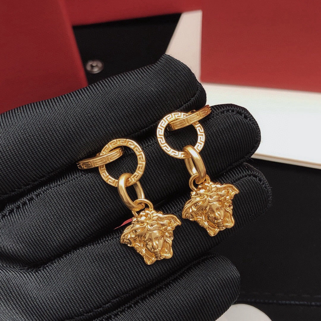 Fashionable drop earrings-4