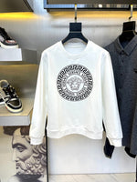 Classic Fit Hoodie-10043