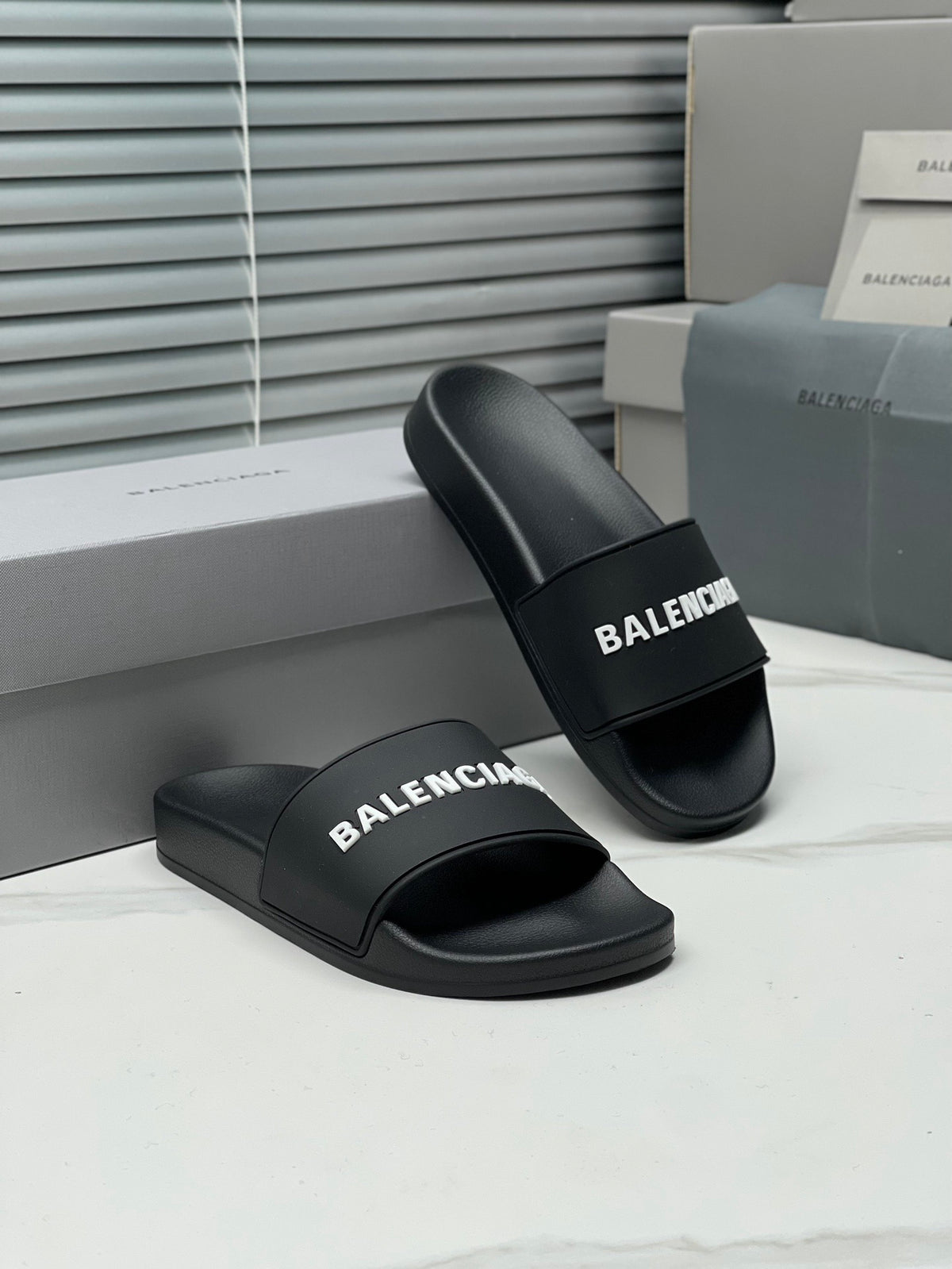 High-end women's slippers-4