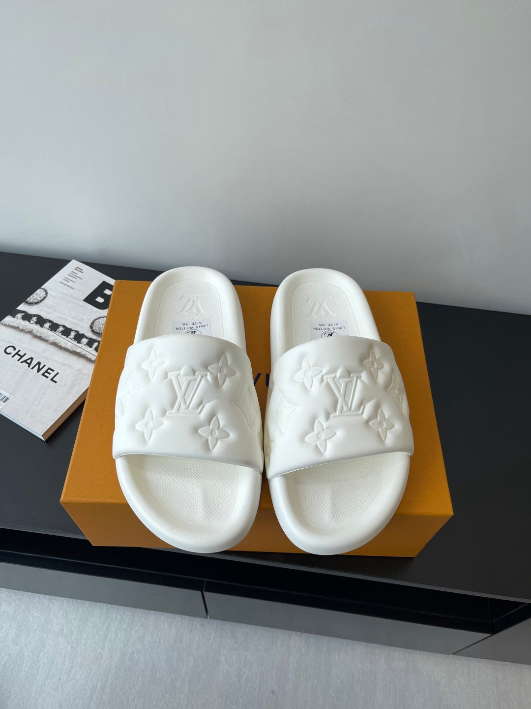 High-end women's slippers-3