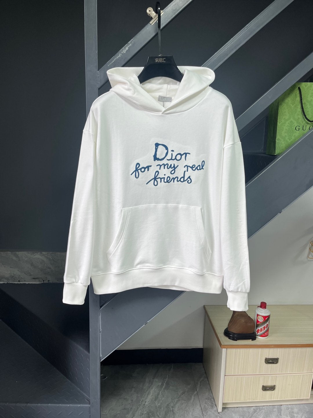 Classic Fit Hoodie-1021