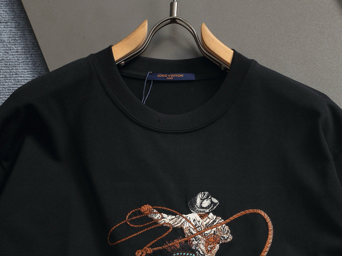Classic T-shirt-390
