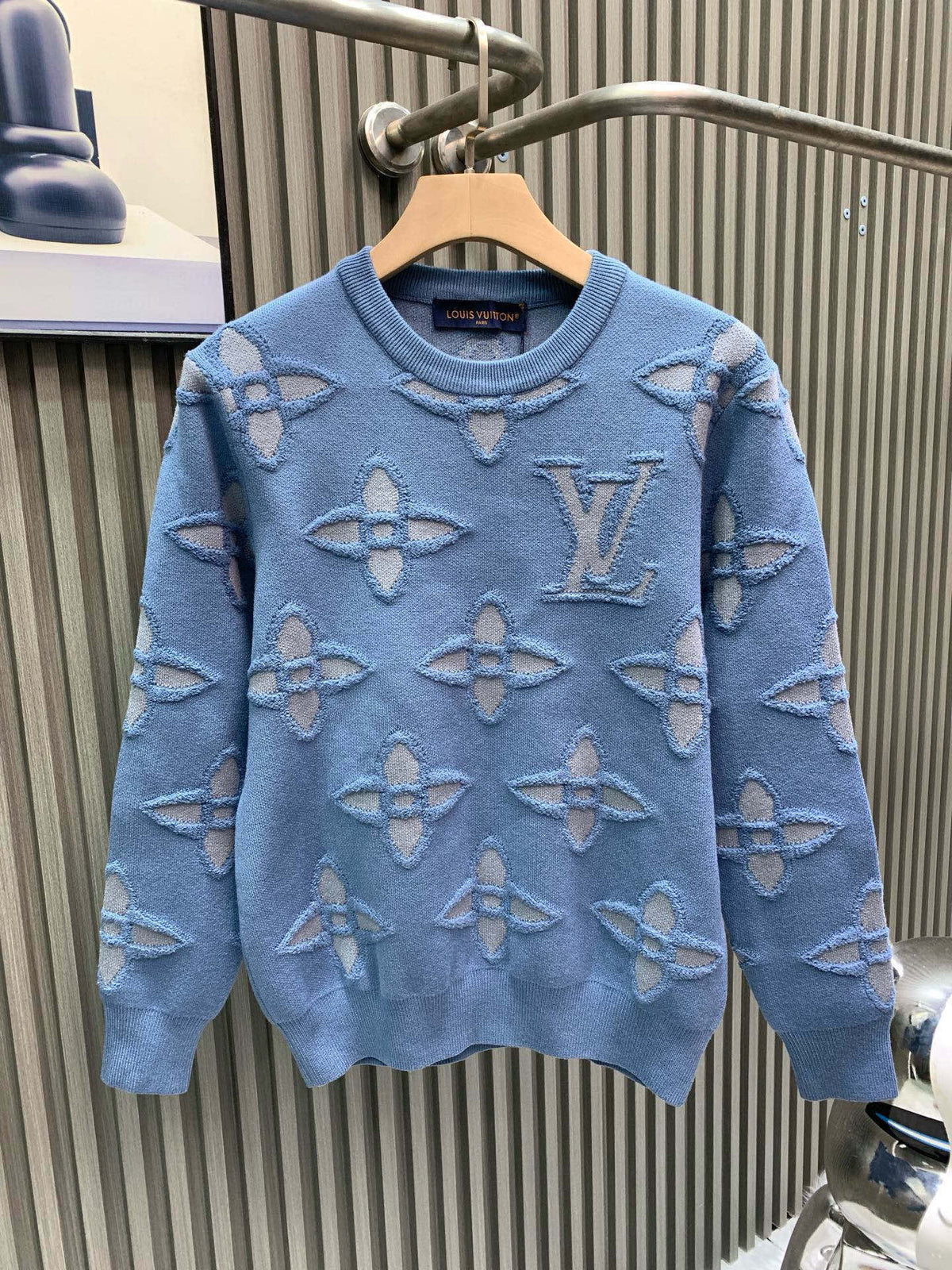 Classic Fashion Sweater-10001
