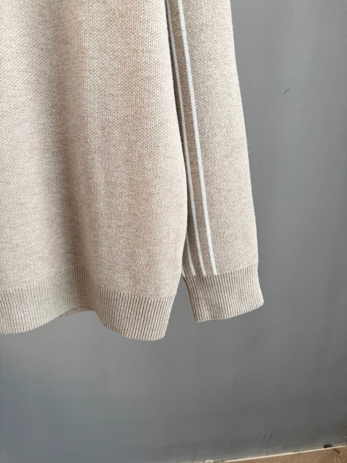 Classic Fashion Sweater-10003