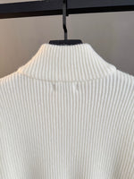 Classic Fashion Sweater-10004