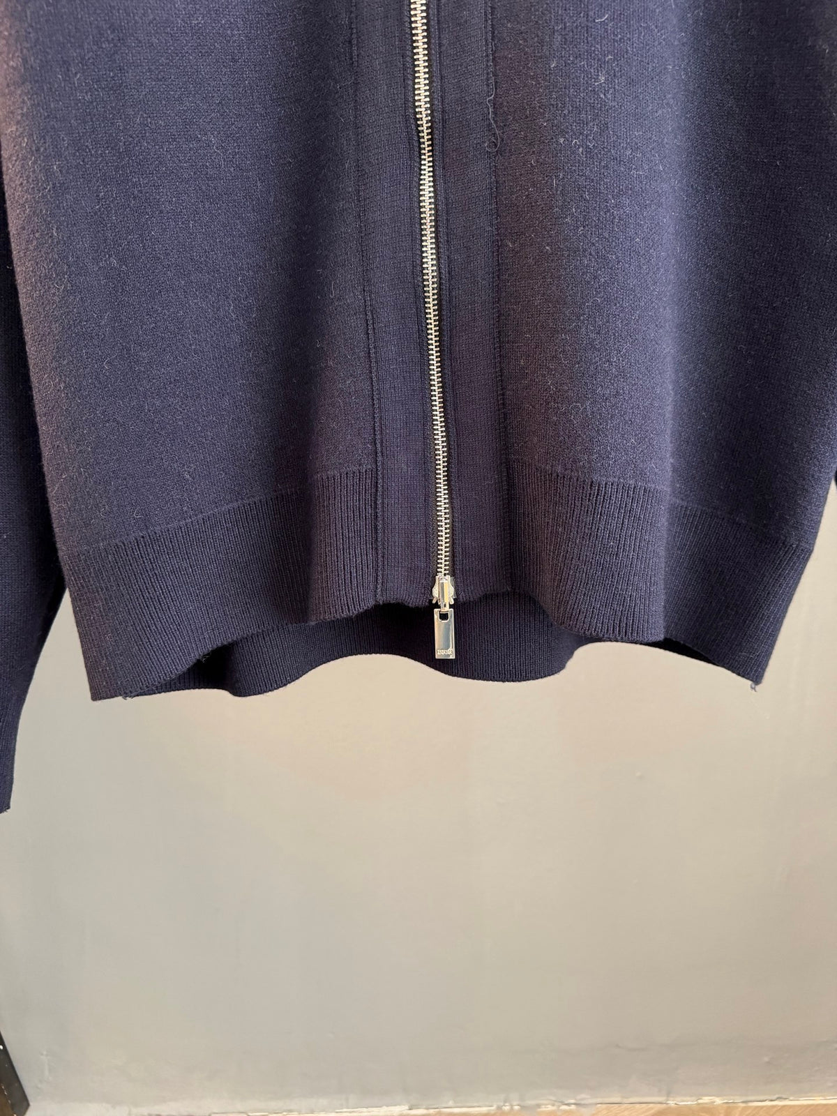 Classic Fashion Sweater-10005