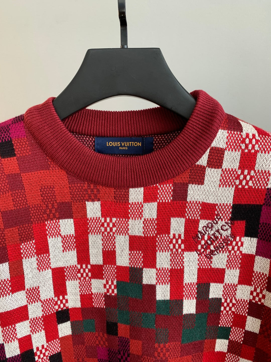 Classic Fashion Sweater-10007