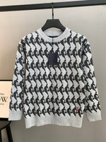 Classic Fashion Sweater-10011