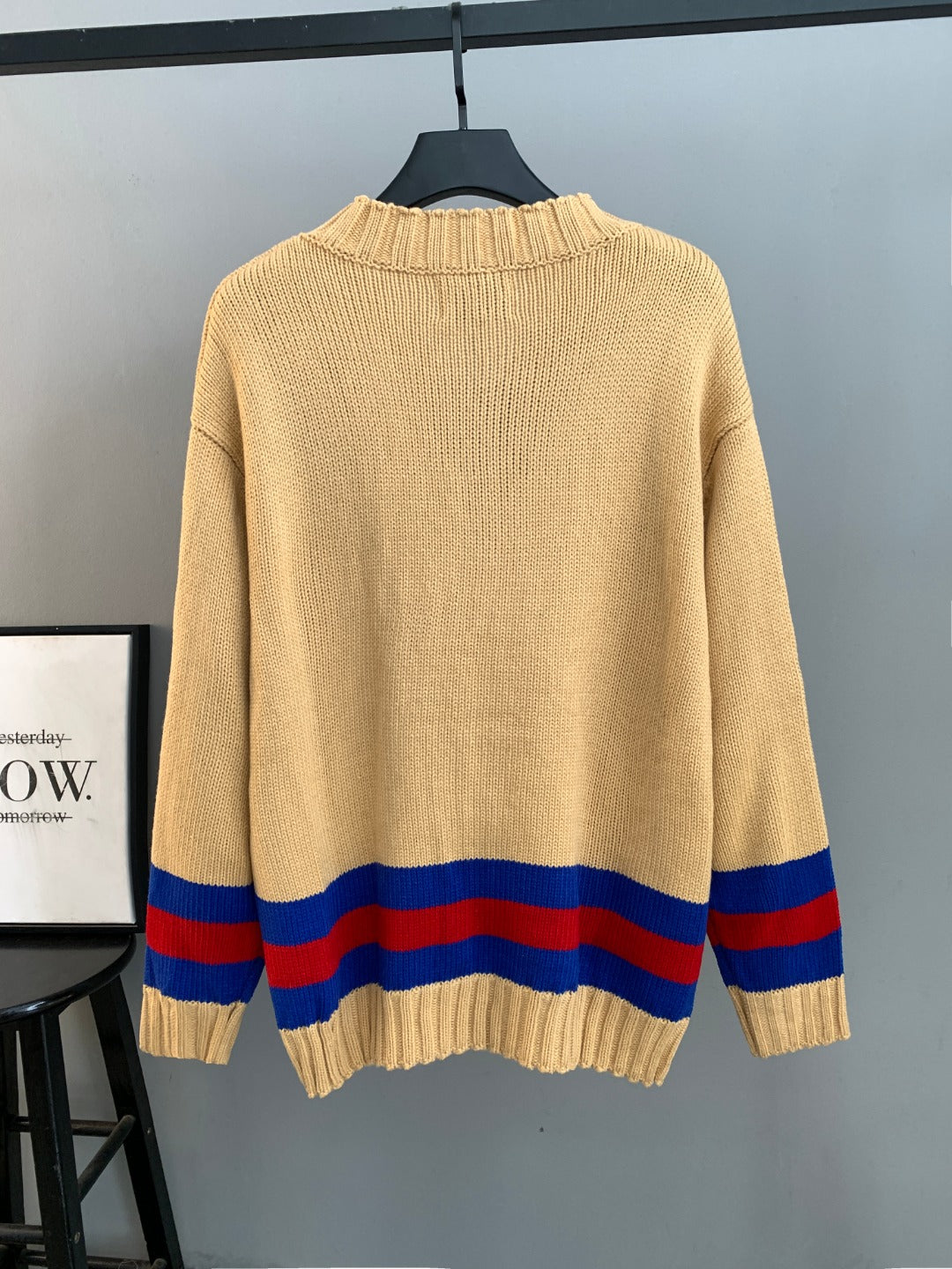 Classic Fashion Sweater-10012