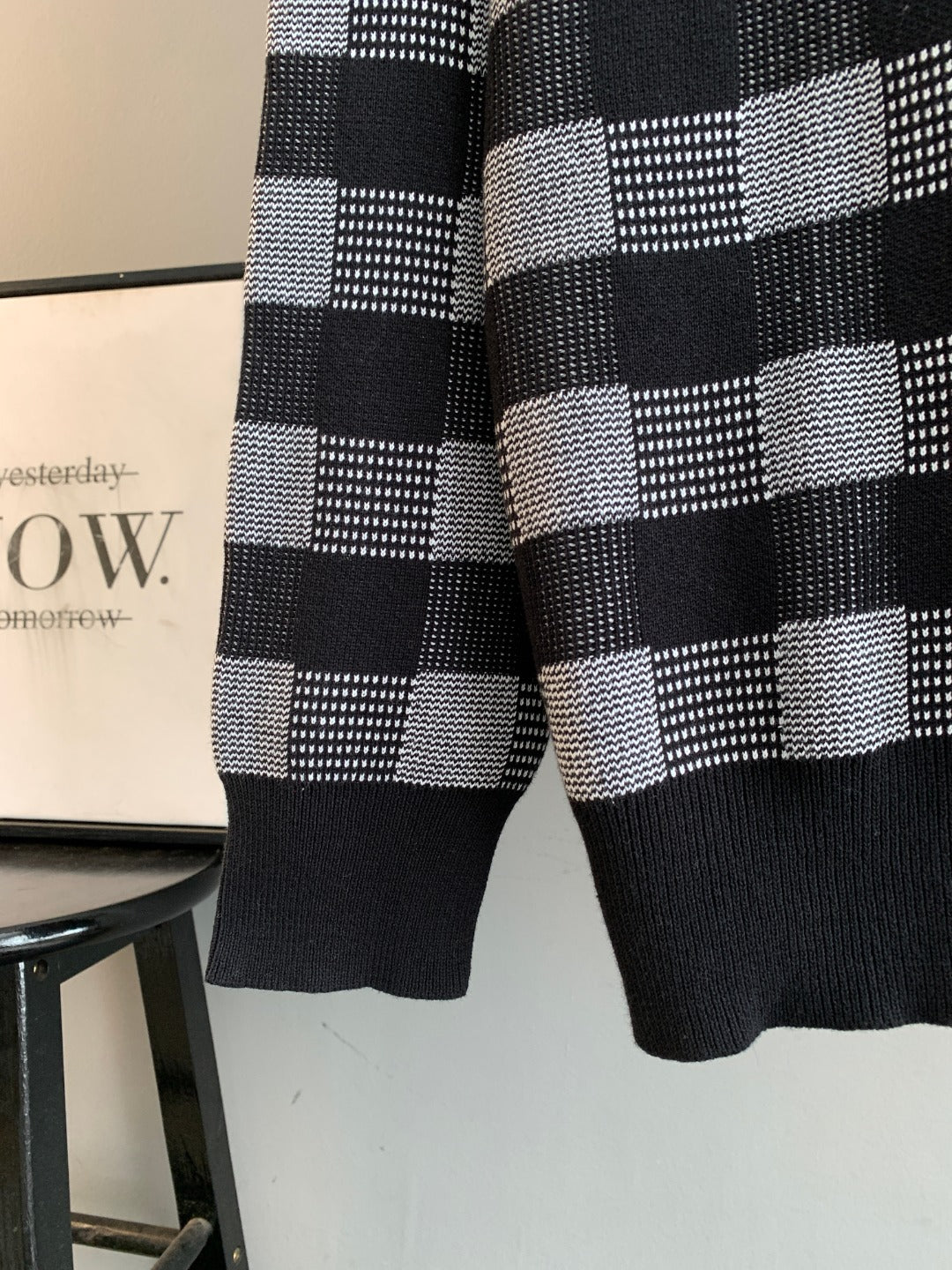 Classic Fashion Sweater-10017
