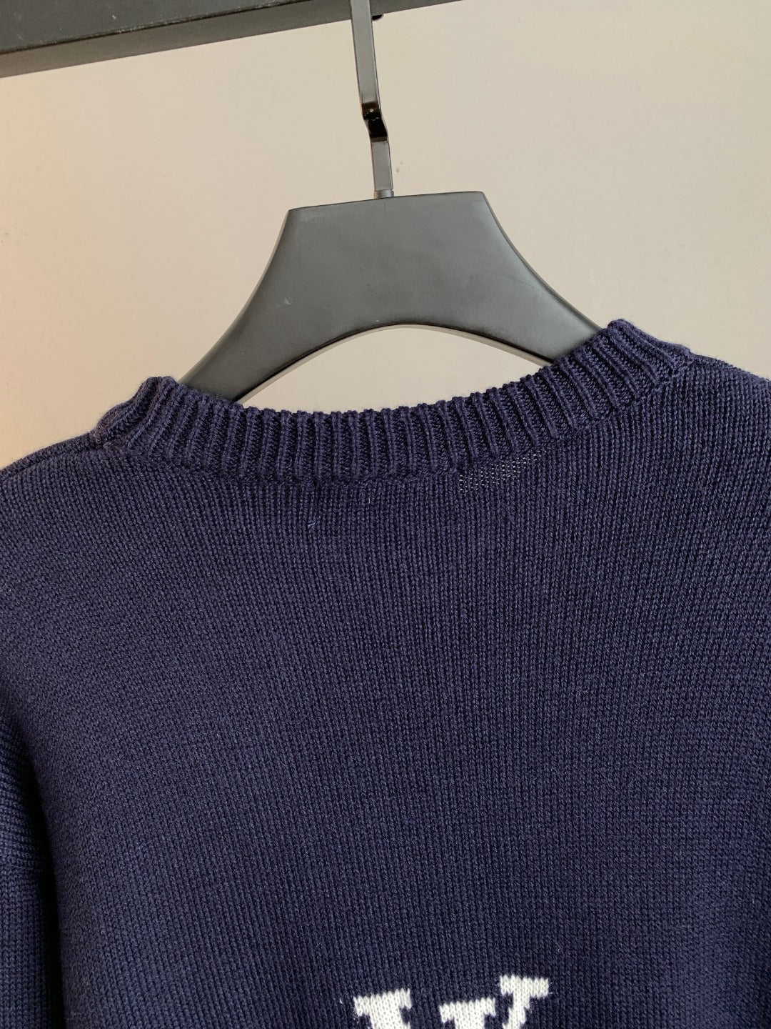 Classic Fashion Sweater-10021