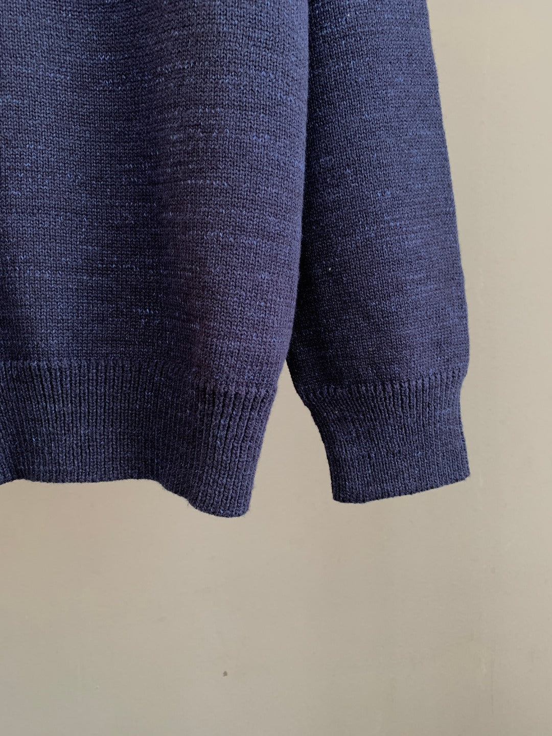Classic Fashion Sweater-10024