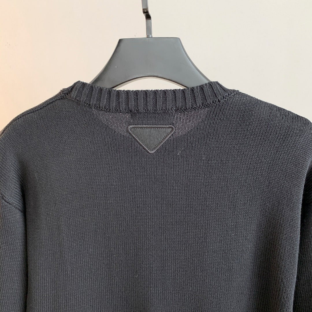 Classic Fashion Sweater-10029